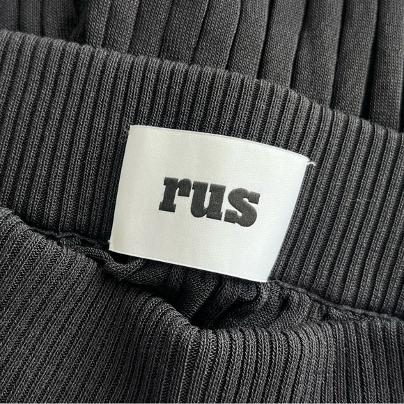 RUS SSENSE Exclusive Black Matto Shorts - Picture 7 of 7